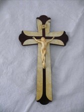 TRES ANCIEN CRUCIFIX bois imitation Nacre et Corne 29 cm superbe occasion