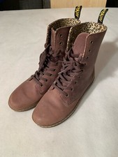dr airwair martens womens