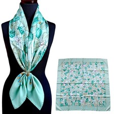 Hermes "L'Arbre De Soie" Carre