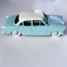 DINKY TOYS SIMCA VERSAILLES
