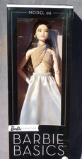 Barbie BASICS NEUTRALS brune