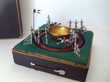 Ancien jouet de bistrot CHEVEAUX TIERCE TURFISTE fonctionne en malette