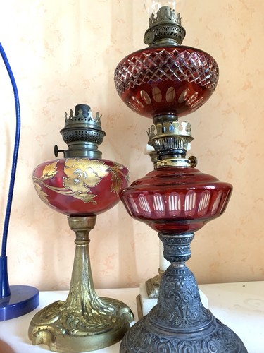 Lampe pétrole - à,