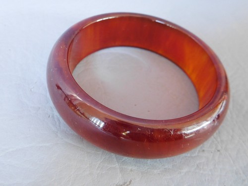 Bracelet jonc ancien résine