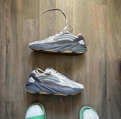 Yeezy boost 700 - boost, v2