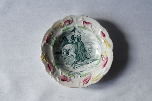 Petite assiette ancienne en - petite,
