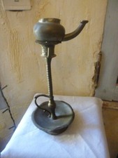 Lampe à huile en étain très