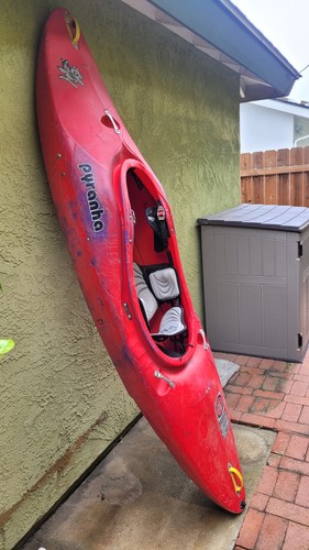Whitewater kayak pyranha - kayak, h2