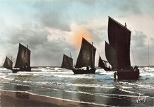 59 COTE D OPALE BATEAUX DE PECHE