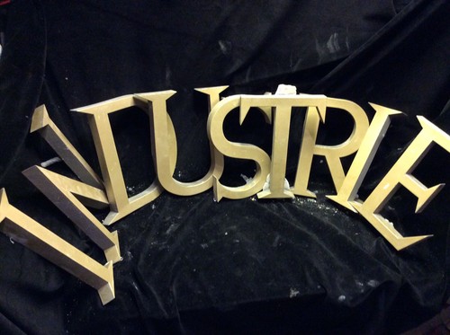 Ancienne enseigne lettres zinc - ancienne,
