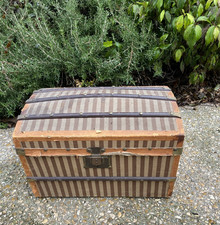 Ancienne malle Poupée Parisienne ou BB époque 1875 sortie grenier !