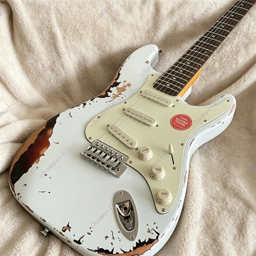 Solid electric guitar - st,