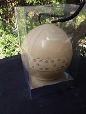 Curiosité Oeuf D'autruche dans boite  Vide 15 Cm Environ