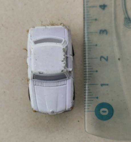 Voiture blanche micro machines - voiture,