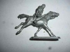 figurines publicitaires CAIFFA