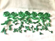 Saint Seiya CDZ Myth Cloth : Lot pièces Totems verts Dragon. V1 ?