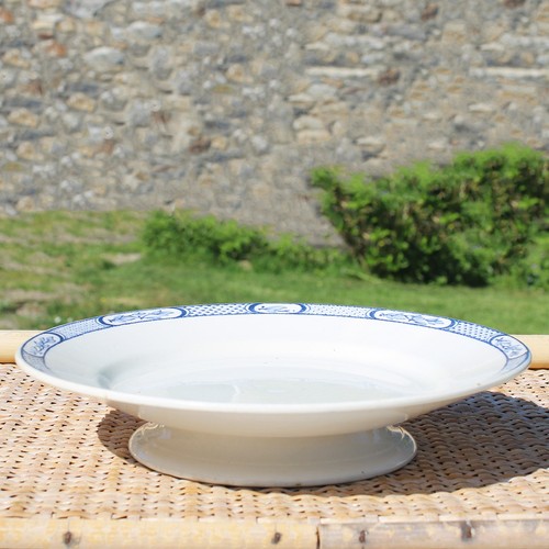 Ancienne assiette montée - , en
