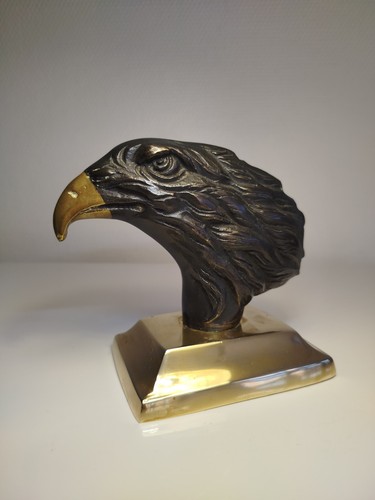 Statuette tête aigle - statuette, d'aigle