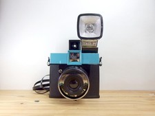 Diana Instant Square + Flash