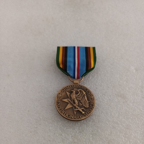 Médaille armée armed - médaille,