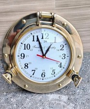 Horloge murale hublot - , en