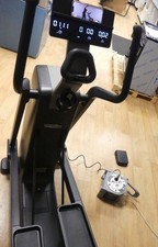 Vélo Elliptique Technogym