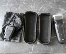 Rasoir électrique Braun Série 3 avec pochette et chargeur