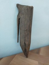 Coffin ancien en bois art