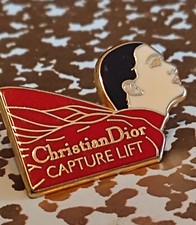 Pin's CHRISTIAN DIOR,  CAPTURE