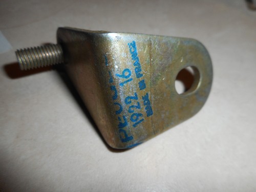 Support pompe injection - support, à