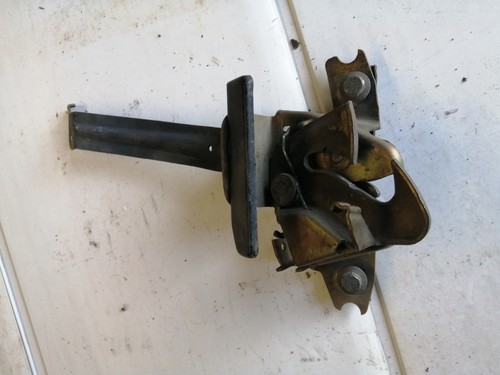 Serrure capot volkswagen golf - volkswagen,
