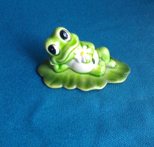 Grenouille statuette - grenouille, /