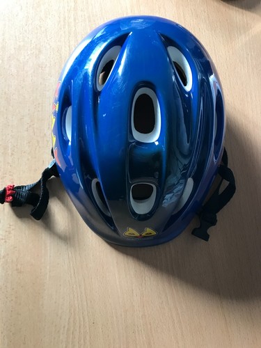 casque,genouilleres