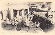Maroc - OUJDA - Une place -