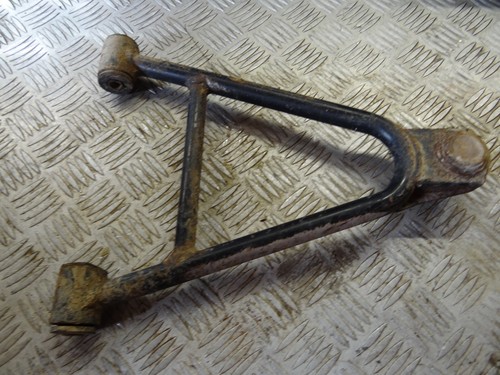 Triangle inferieur avant droit - avant,