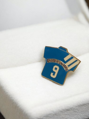 Pin maillot panasonic - pin's,