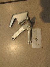 Platine repose-pied avant gauche (Mv Agusta - Brutale 750 2002 - 2005)