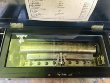 Grande boîte à musique