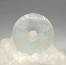 Aigue-Marine Pendentif Donut pi-Scheibe 47,5 MM Avec Cuir de Pierre Précieuse j5