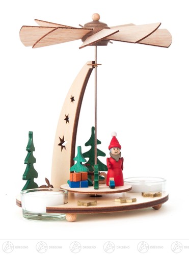 Pyramide avec père noël - père,