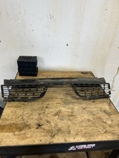 Grille de calandre avant