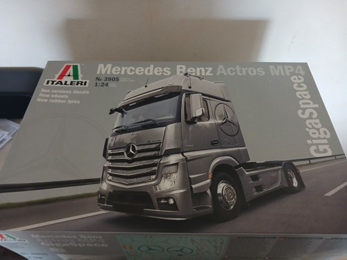 Maquette camion mercedes - camion,