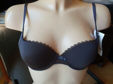 SOUTIEN GORGE TRIUMPH TAILLE 80B AVEC ARMATURE FINE MOUSSE