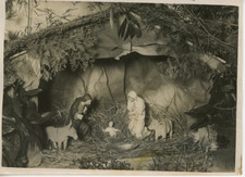 Noël, La Crèche de l'église