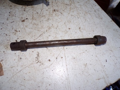 Broche roue arrière - broche, 89