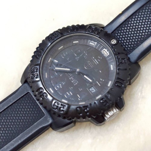 Luminox authentic navy seals - luminox,