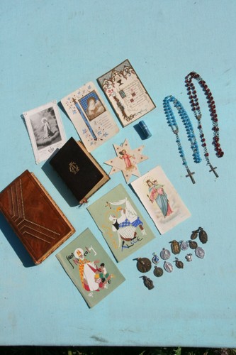 Lot objets religieux missel - lot,