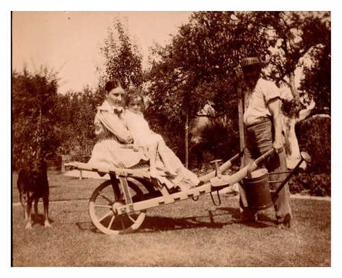 Jardin brouette vers - jardin, brouette,