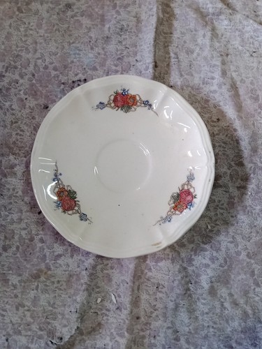Soucoupe pour tasse - soucoupe,
