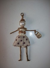 Bijoux poupée robe blanche